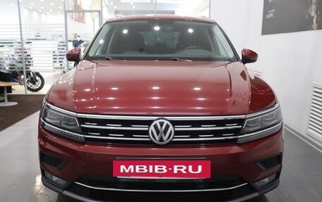 Volkswagen Tiguan II, 2018 год, 2 295 000 рублей, 11 фотография