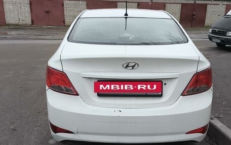 Hyundai Solaris II рестайлинг, 2016 год, 650 000 рублей, 6 фотография