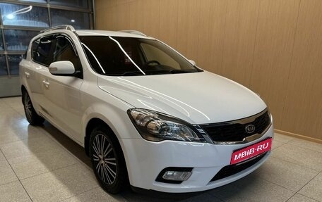 KIA cee'd I рестайлинг, 2011 год, 999 000 рублей, 1 фотография