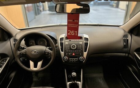 KIA cee'd I рестайлинг, 2011 год, 999 000 рублей, 18 фотография