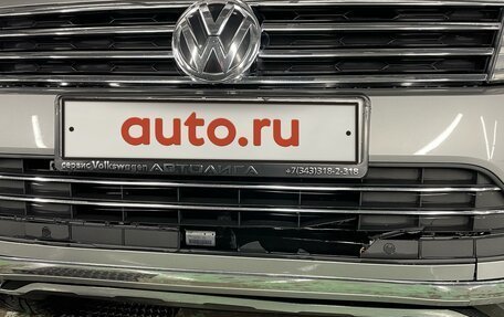 Volkswagen Touareg III, 2015 год, 3 199 000 рублей, 8 фотография