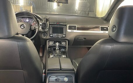 Volkswagen Touareg III, 2015 год, 3 199 000 рублей, 16 фотография