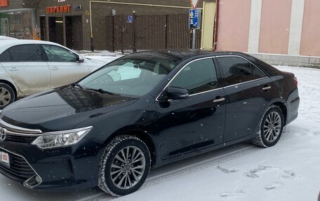 Toyota Camry, 2015 год, 2 200 000 рублей, 4 фотография