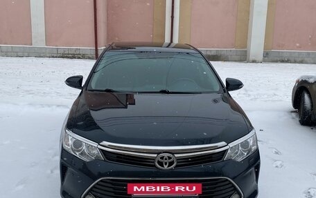 Toyota Camry, 2015 год, 2 200 000 рублей, 2 фотография