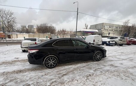 Toyota Camry, 2021 год, 3 350 000 рублей, 4 фотография