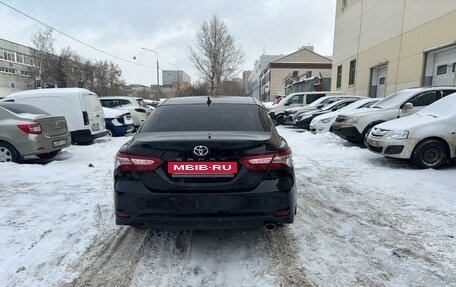 Toyota Camry, 2021 год, 3 350 000 рублей, 8 фотография