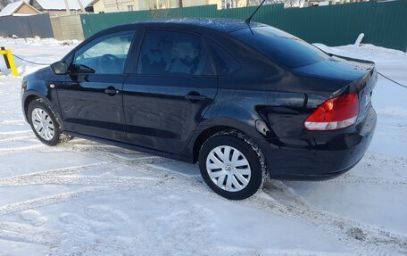 Volkswagen Polo VI (EU Market), 2013 год, 1 050 000 рублей, 2 фотография