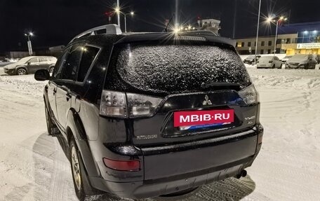 Mitsubishi Outlander III рестайлинг 3, 2008 год, 895 000 рублей, 9 фотография