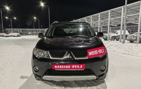 Mitsubishi Outlander III рестайлинг 3, 2008 год, 895 000 рублей, 27 фотография