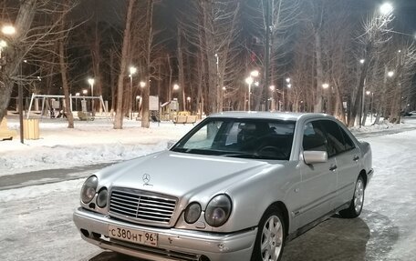 Mercedes-Benz E-Класс, 1998 год, 400 000 рублей, 4 фотография