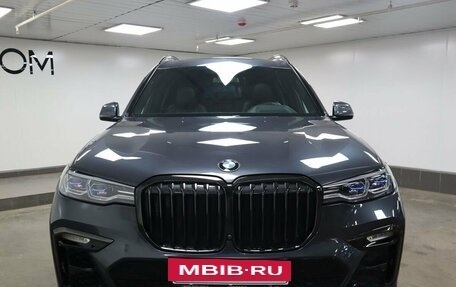 BMW X7, 2020 год, 9 800 000 рублей, 3 фотография