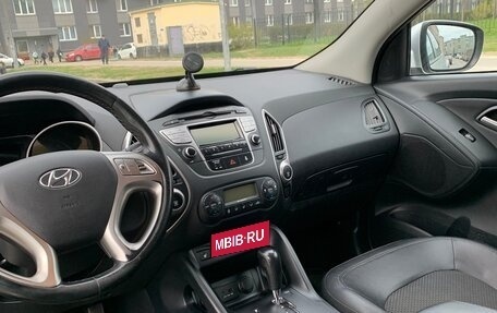 Hyundai ix35 I рестайлинг, 2012 год, 1 150 000 рублей, 18 фотография