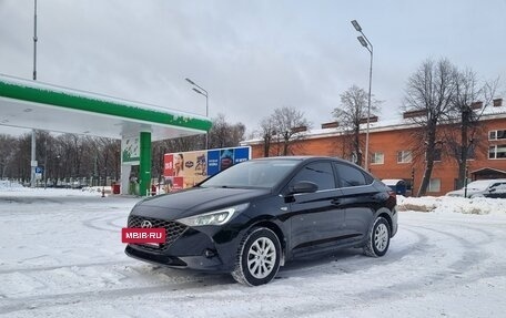 Hyundai Solaris II рестайлинг, 2020 год, 1 800 000 рублей, 3 фотография