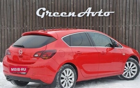 Opel Astra J, 2011 год, 800 000 рублей, 5 фотография