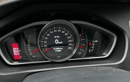 Volvo V40 Cross Country I, 2014 год, 1 250 000 рублей, 16 фотография