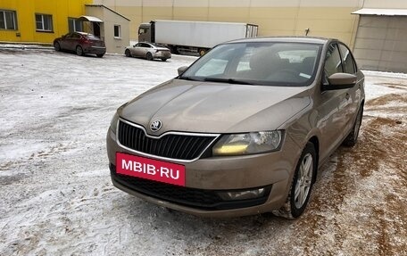 Skoda Rapid I, 2017 год, 1 450 000 рублей, 8 фотография