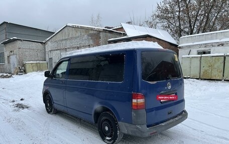 Volkswagen Transporter T5 рестайлинг, 2005 год, 999 999 рублей, 3 фотография