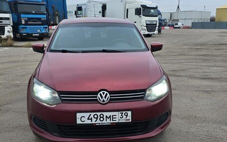 Volkswagen Polo VI (EU Market), 2012 год, 875 000 рублей, 1 фотография