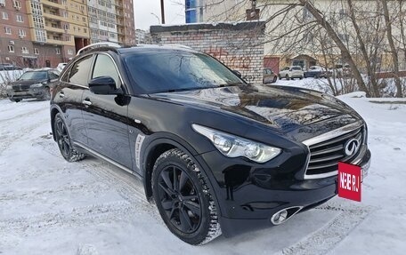 Infiniti QX70, 2014 год, 2 150 000 рублей, 2 фотография