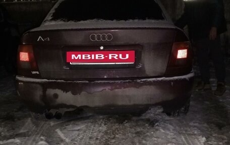 Audi A4, 1996 год, 400 000 рублей, 4 фотография