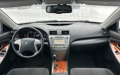 Toyota Camry, 2010 год, 1 595 000 рублей, 14 фотография