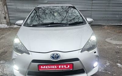 Toyota Aqua I, 2013 год, 950 000 рублей, 1 фотография