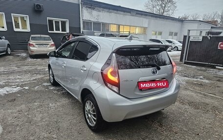 Toyota Aqua I, 2013 год, 950 000 рублей, 3 фотография