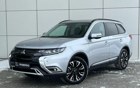 Mitsubishi Outlander III рестайлинг 3, 2021 год, 3 239 000 рублей, 1 фотография