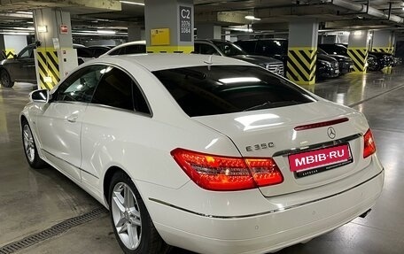 Mercedes-Benz E-Класс, 2009 год, 1 190 000 рублей, 2 фотография