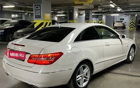 Mercedes-Benz E-Класс, 2009 год, 1 190 000 рублей, 7 фотография