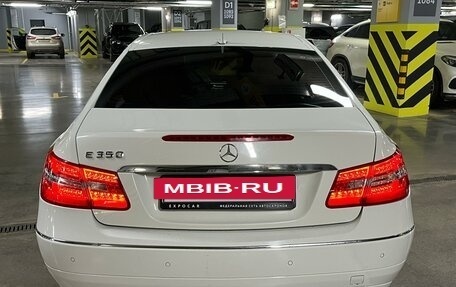 Mercedes-Benz E-Класс, 2009 год, 1 190 000 рублей, 9 фотография