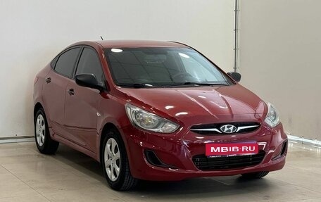 Hyundai Solaris II рестайлинг, 2012 год, 895 000 рублей, 2 фотография