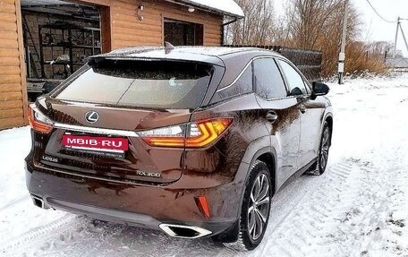 Lexus RX IV рестайлинг, 2018 год, 4 950 000 рублей, 7 фотография