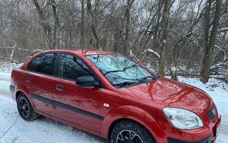 KIA Rio II, 2005 год, 587 000 рублей, 2 фотография