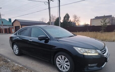 Honda Accord IX рестайлинг, 2013 год, 1 680 000 рублей, 8 фотография