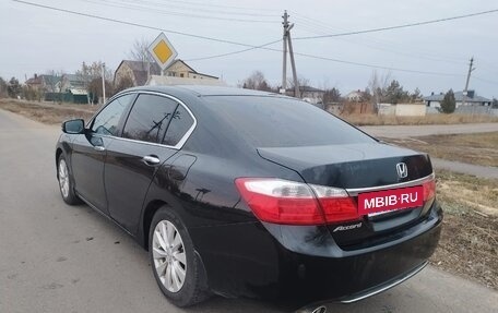 Honda Accord IX рестайлинг, 2013 год, 1 680 000 рублей, 3 фотография