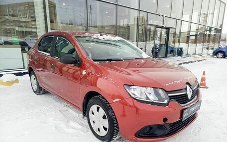 Renault Logan II, 2016 год, 876 000 рублей, 3 фотография