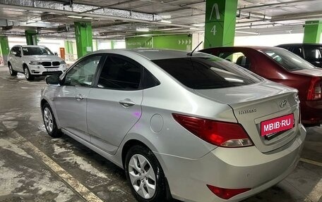 Hyundai Solaris II рестайлинг, 2015 год, 1 100 000 рублей, 8 фотография