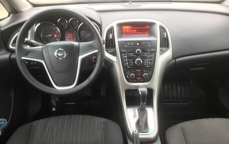 Opel Astra J, 2011 год, 690 000 рублей, 5 фотография