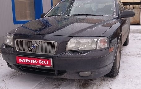 Volvo S80 II рестайлинг 2, 2002 год, 750 000 рублей, 1 фотография