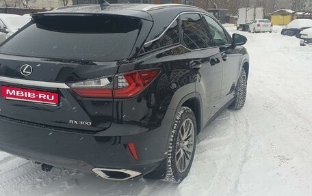 Lexus RX IV рестайлинг, 2018 год, 3 700 000 рублей, 5 фотография