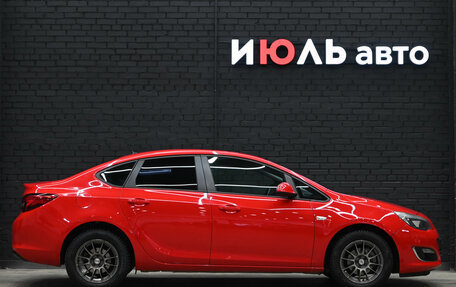 Opel Astra J, 2012 год, 970 000 рублей, 10 фотография