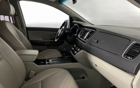 KIA Carnival III, 2015 год, 2 270 000 рублей, 12 фотография