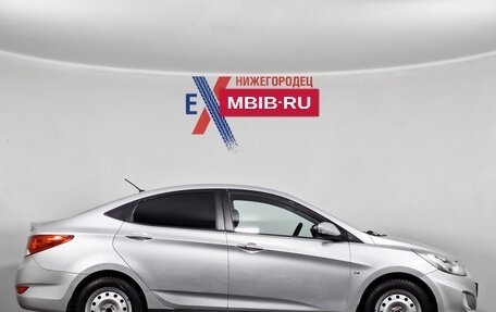 Hyundai Solaris II рестайлинг, 2012 год, 649 000 рублей, 3 фотография