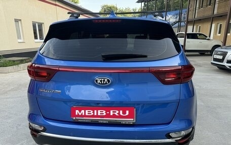 KIA Sportage IV рестайлинг, 2018 год, 2 395 000 рублей, 4 фотография