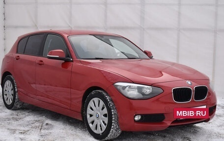 BMW 1 серия, 2013 год, 1 350 000 рублей, 3 фотография