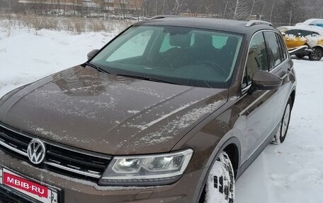 Volkswagen Tiguan II, 2017 год, 3 200 000 рублей, 2 фотография