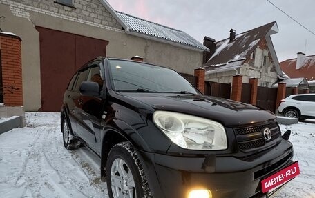 Toyota RAV4, 2004 год, 1 100 000 рублей, 3 фотография