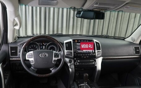 Toyota Land Cruiser 200, 2012 год, 4 399 000 рублей, 6 фотография