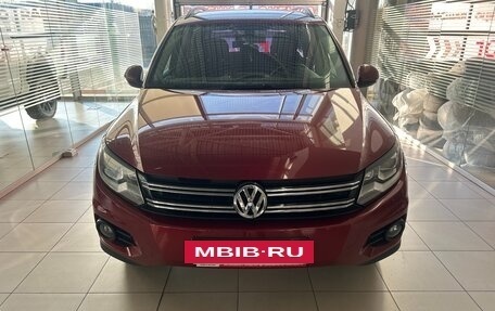 Volkswagen Tiguan I, 2015 год, 1 850 000 рублей, 2 фотография